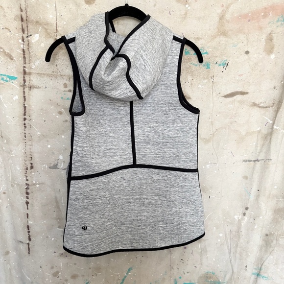 Lululemon Insculpt Vest - Picture 5 of 6
